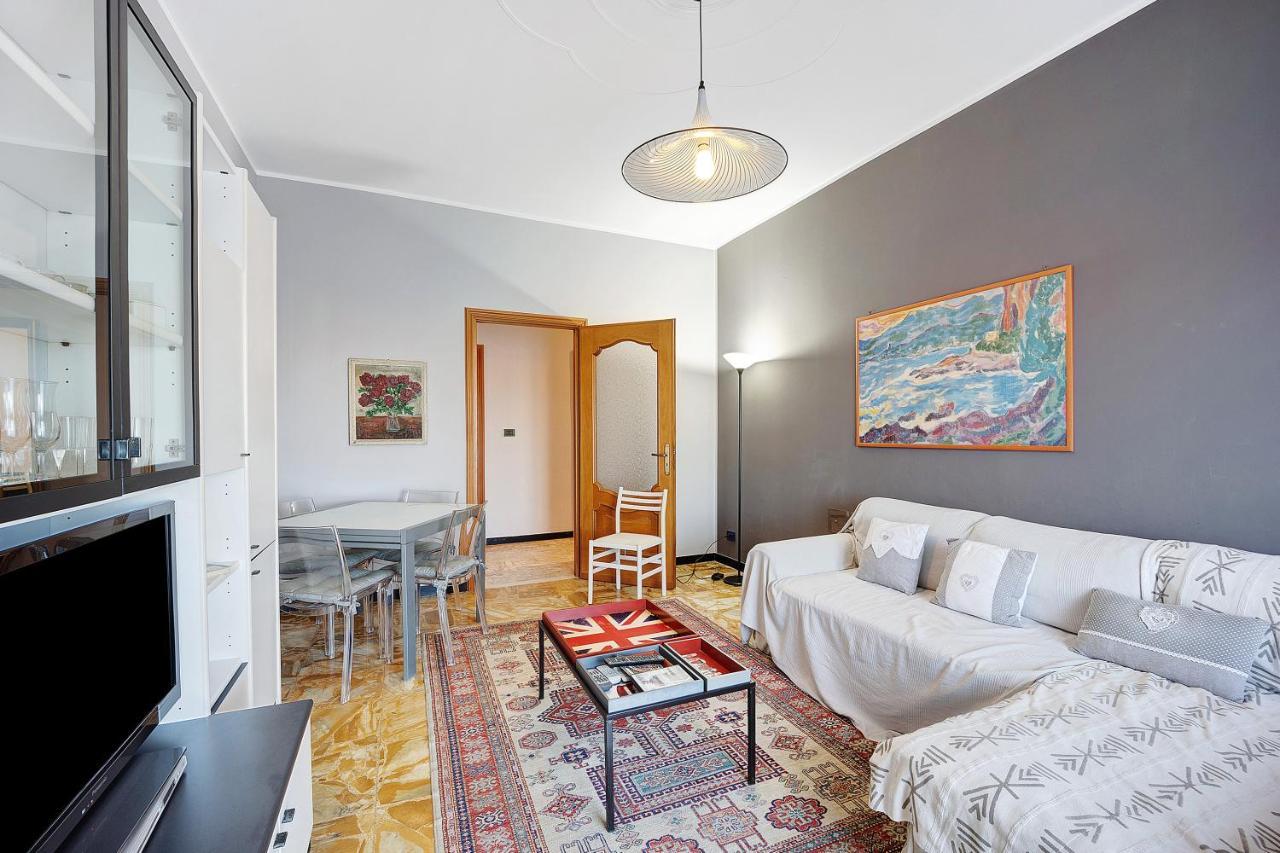 Casa Rose Di Mare Lägenhet Albenga Exteriör bild